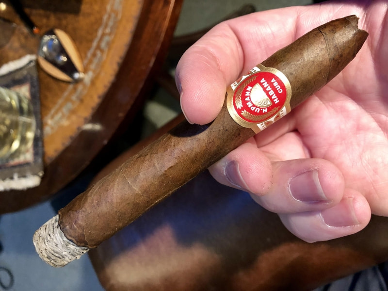 Đánh giá hương vị của xì gà H.Upmann No2